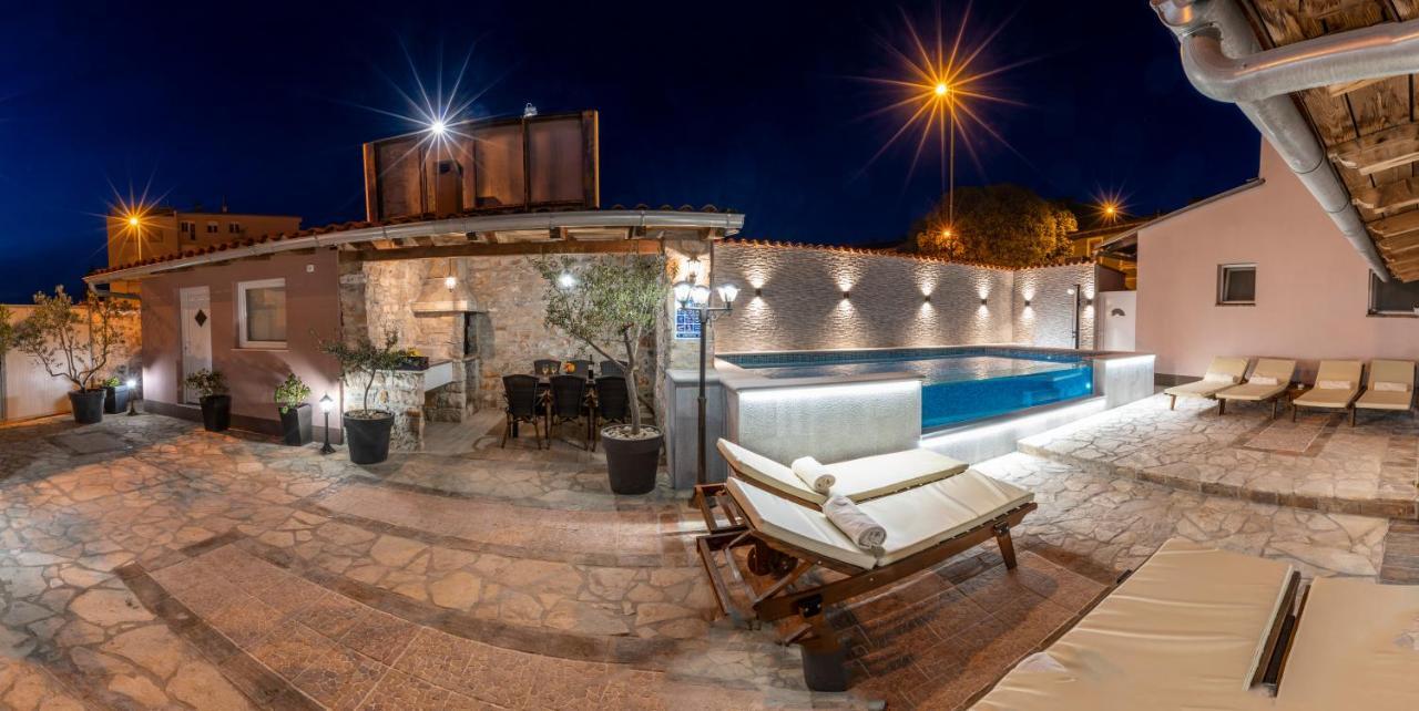 Apartment Anitea بولا المظهر الخارجي الصورة