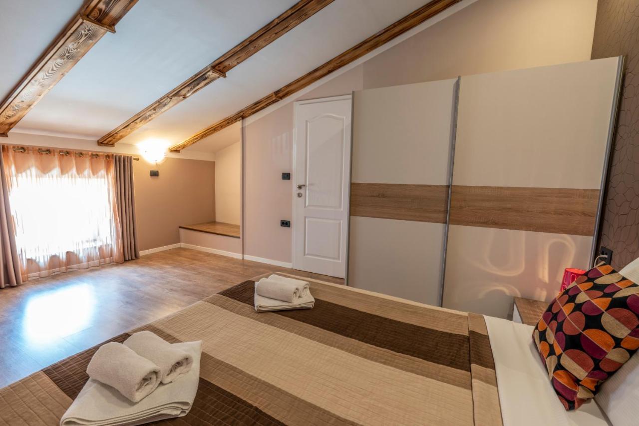Apartment Anitea بولا المظهر الخارجي الصورة